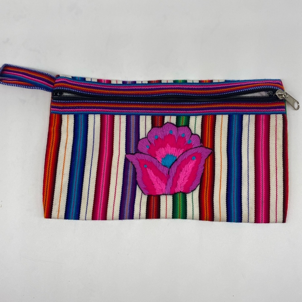 Ruraq Maki Wristlet